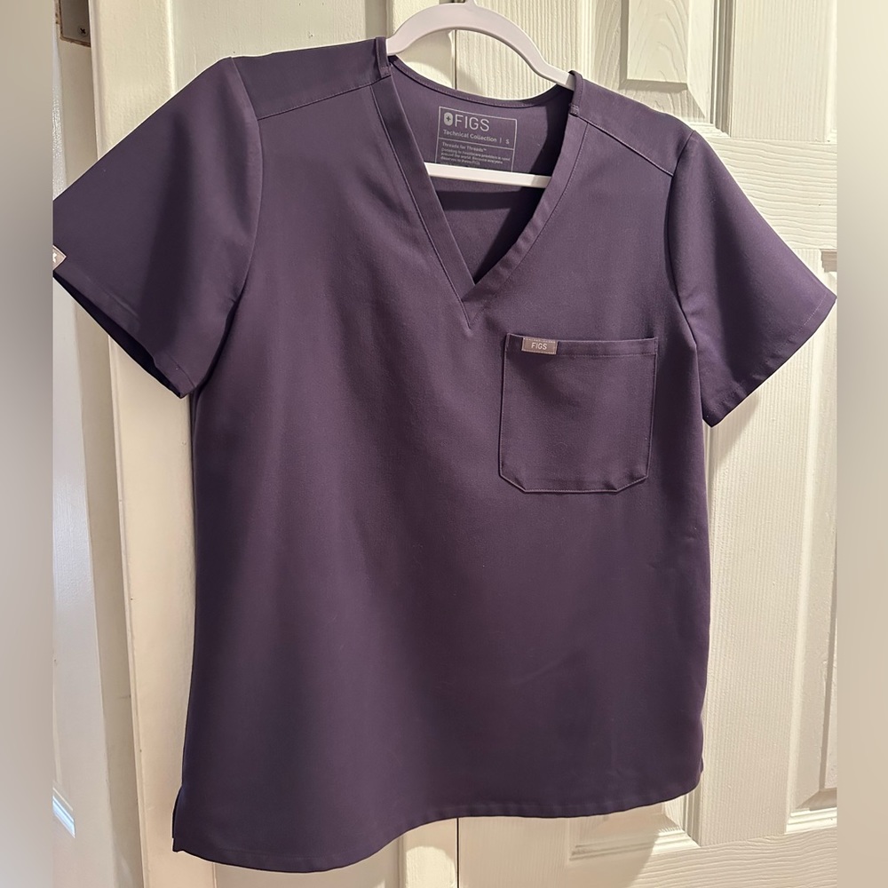 Figs Catarina Top Purple Shadow Size Small Gently Worn Excellent Condition